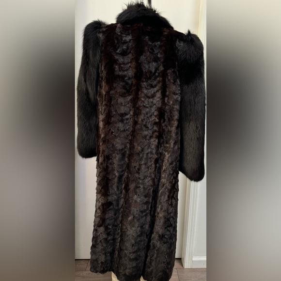 Vintage Fur Coat | Fox and mink - Picture 2 of 7